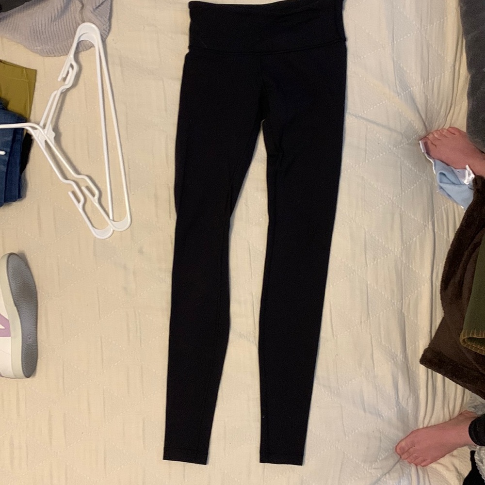 Lululemon black leggings